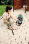 Vysokotlaký čistič Bosch Aquatak Clic 135 je možno použít k lividaci mechu na terase (BOSCH)